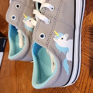 Brand nwt girls Converse sneakers